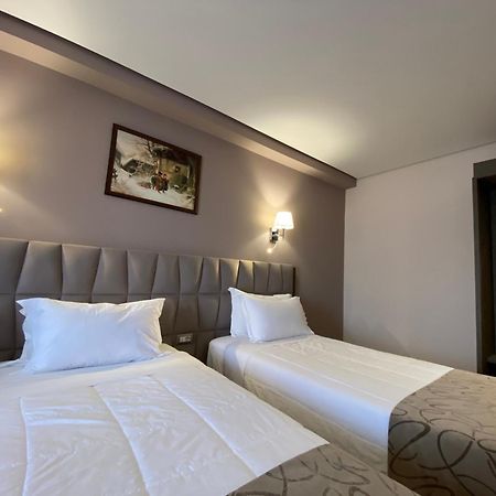 Doanesia Premium Hotel & Spa Mezez Exterior foto